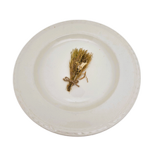 Load image into Gallery viewer, Petrus Regout, Plat de service rond en faïence de Maastricht, fin XIXè