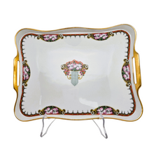 Charger l'image dans la galerie, Limoges, plateau Art déco en porcelaine au décor floral exclusif, vers 1925