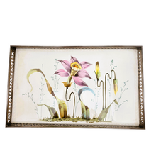 Load image into Gallery viewer, Plateau en céramique peinte à la main aux fleurs stylisées, années 1950 Le Charme des Violettes - Brocante en ligne