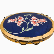 Load image into Gallery viewer, Plat à gâteau tournant en céramique Art déco aux iris, vers 1930-1940 Le Charme des Violettes - Brocante en ligne
