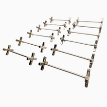 Charger l'image dans la galerie, Service de 12 porte-couteaux en métal argenté – Élégance sobre et intemporelle, années 1940-1960 Le Charme des Violettes - Brocante en ligne