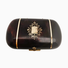 Charger l'image dans la galerie, Porte-monnaie de sac en écaille et laiton, Belle Époque France, fin XIXᵉ – tout début XXᵉ siècle