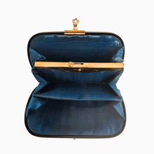 Charger l'image dans la galerie, Porte-monnaie de sac en écaille et laiton, Belle Époque France, fin XIXᵉ – tout début XXᵉ siècle