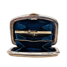 Charger l'image dans la galerie, Porte-monnaie monogrammé en nacre et métal argenté, fin XIXᵉ - début XXᵉ siècle