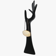 Load image into Gallery viewer, Porte-monnaie ou boîte à chapelet en nacre blanche et métal argenté, fin XIXe - début XXe