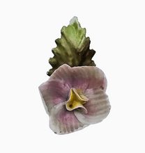 Afbeelding in Gallery-weergave laden, Suite de 6 porte-noms en forme de fleur en porcelaine anglaise, années 1950-1960