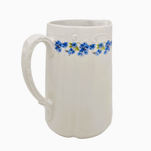Load image into Gallery viewer, Pot à eau Art nouveau en porcelaine blanche à décor de myosotis, années 1900