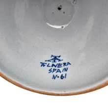 Charger l'image dans la galerie, Cloche décorative vintage en céramique espagnole – Inspiration Talavera – Atelier FLNERA, milieu XXè siècle