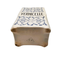 Charger l'image dans la galerie, M. W. (Majolique Wasmuel), pots ménagers en faïence à farine et à vermicelles, années1920-1940
