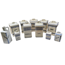 Afbeelding in Gallery-weergave laden, Nimy, Sarreguemines en Urbach Frères. Diverse huishoudpotten van aardewerk met kleine blauw-witte ruitjes