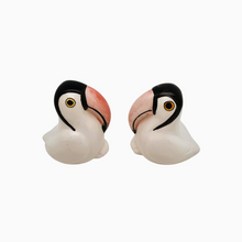 Charger l'image dans la galerie, Gabriel Fourmaintraux (attribué à), Salière et poivrière Toucans en faïence de Desvres, années 1930-1950
