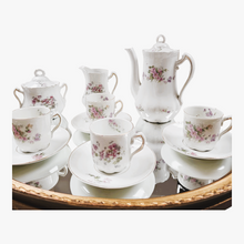 Afbeelding in Gallery-weergave laden, Vintage gebloemd porseleinen mokka servies