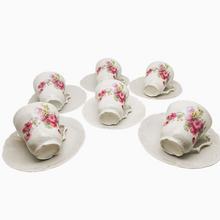 Afbeelding in Gallery-weergave laden, Suite de 6 tasses à café et sous-tasses vintage en porcelaine fleurie