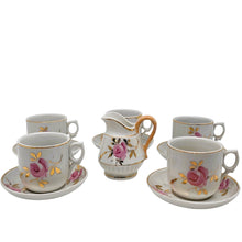 Charger l'image dans la galerie, Petit service à poupée en porcelaine décor roses et dorure – 11 pièces Le Charme des Violettes - Brocante en ligne