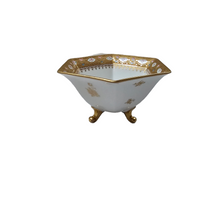 Load image into Gallery viewer, Sèvres (in the taste of). White porcelain tripod cup bordered with a gold frieze and small roses