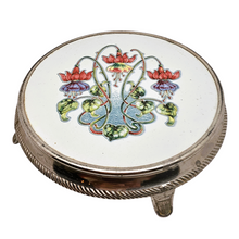 Load image into Gallery viewer, Sous-plat Art nouveau en céramique à décor floral, vers 1910 Le Charme des Violettes - Brocante en ligne