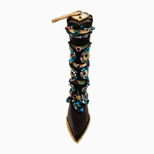 Load image into Gallery viewer, Rare tabatière de marin en forme de bottine en bois sculpté, os et perles – “Souvenir Léontine” – fin XIXᵉ siècle Le Charme des Violettes - Brocante en ligne