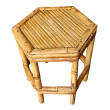 Load image into Gallery viewer, Tabouret - Support pour plante vintage en bambou, années 1970