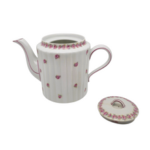 Charger l'image dans la galerie, Limoges, Haviland, Petite théière en porcelaine à décor de roses, années 1930-1950 Le Charme des Violettes - Brocante en ligne