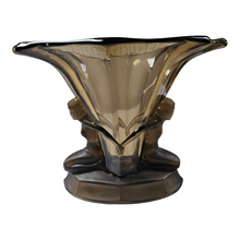 Charger l'image dans la galerie, Walther & Söhne, modèle Windsor. Vase Art déco d'époque.