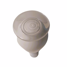 Charger l'image dans la galerie, Vase en verre opalin blanc vintage Le charme des violettes - Brocante en ligne