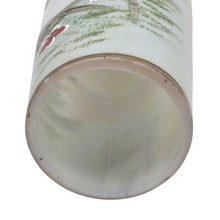 Charger l'image dans la galerie, Vase Art nouveau en opaline peinte à décor de jeune femme et fleurs, vers 1900 Le Charme des Violettes - Brocante en ligne