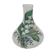 Charger l'image dans la galerie, Petit vase aux muguets en verre dépoli, vers 1900