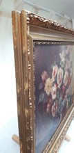Load image into Gallery viewer, Huile sur panneau signée : Bouquet de roses romantiques Le charme des violettes - Brocante en ligne