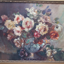 Load image into Gallery viewer, Huile sur panneau signée : Bouquet de roses romantiques Le charme des violettes - Brocante en ligne