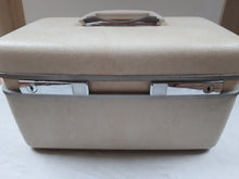 Afbeelding in Gallery-weergave laden, Beauty case Samsonite vintage Le charme des violettes - Brocante en ligne