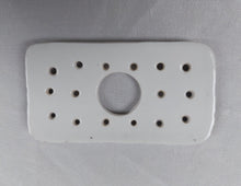 Afbeelding in Gallery-weergave laden, Ensemble de toilette en porcelaine ancienne à décor romantique (Andenne ?) Le charme des violettes - Brocante en ligne