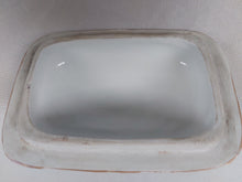 Afbeelding in Gallery-weergave laden, Ensemble de toilette en porcelaine ancienne à décor romantique (Andenne ?) Le charme des violettes - Brocante en ligne