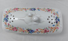 Afbeelding in Gallery-weergave laden, Ensemble de toilette en porcelaine ancienne à décor romantique (Andenne ?) Le charme des violettes - Brocante en ligne