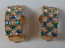 Afbeelding in Gallery-weergave laden, Boucles d'oreilles clips vintage multistrass Le charme des violettes - Brocante en ligne