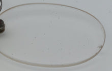 Afbeelding in Gallery-weergave laden, Lorgnons rétro en métal argenté Le charme des violettes - Brocante en ligne