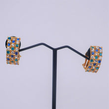 Afbeelding in Gallery-weergave laden, Boucles d'oreilles clips vintage multistrass Le charme des violettes - Brocante en ligne