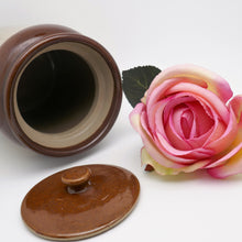 Load image into Gallery viewer, Vintage English stoneware pot with lid