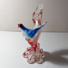 Charger l'image dans la galerie, Vase à l'oiseau en verre soufflé vintage Le charme des violettes - Brocante en ligne