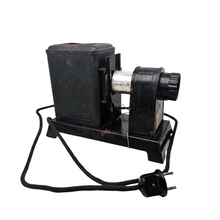 Load image into Gallery viewer, Agfa Opticus, projecteur de diapositives vintage, années 1950

