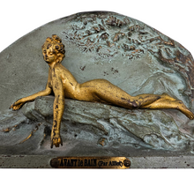 Load image into Gallery viewer, Alliot Lucien Charles Edouard, Avant le bain, bas-relief Art nouveau en régule à double patine, années 1900
