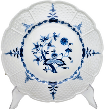 Load image into Gallery viewer, A. Raynaud et Cie, Limoges. Porcelain plate from the TCHE OU LI service, Art of China, 1964
