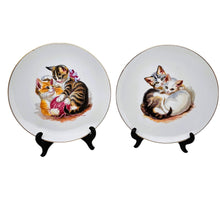 Charger l'image dans la galerie, Paire d’assiettes vintage Spenzo aux chats en porcelaine, vers 1940-1950 Le Charme des Violettes - Brocante en ligne
