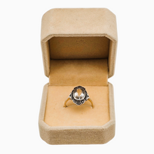 Afbeelding in Gallery-weergave laden, Bague en argent 925, quartz facetté et marcassites – inspiration Art déco, années 1970-1990 Le Charme des Violettes - Brocante en ligne
