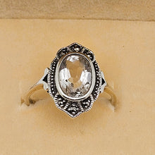 Afbeelding in Gallery-weergave laden, Bague en argent 925, quartz facetté et marcassites – inspiration Art déco, années 1970-1990 Le Charme des Violettes - Brocante en ligne
