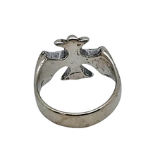 Load image into Gallery viewer, Bague en croix pattée stylisée en argent, années 1970-1980 Le Charme des Violettes - Brocante en ligne
