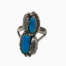 Load image into Gallery viewer, Old Native American ring in 925 silver set with 2 turquoises
