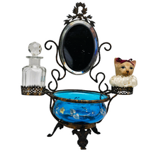 Charger l'image dans la galerie, Baguier Napoléon III revisité – miroir biseauté, verre turquoise émaillé, flacon en cristal, vers 1880-1900 Le Charme des Violettes - Brocante en ligne
