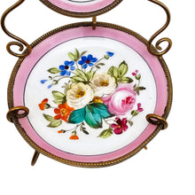 Charger l'image dans la galerie, Baguier en porcelaine peinte à la main – Fleurs et laiton doré, fin XIXe siècle Le Charme des Violettes - Brocante en ligne
