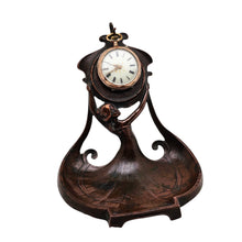 Charger l'image dans la galerie, Baguier porte-montre Art nouveau en bronze – Jeune femme, vers 1900 Le Charme des Violettes - Brocante en ligne
