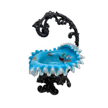 Load image into Gallery viewer, Baguier porte-montre Napoléon III en opaline turquoise émaillée et régule, vers 1870-1890 Le Charme des Violettes - Brocante en ligne
